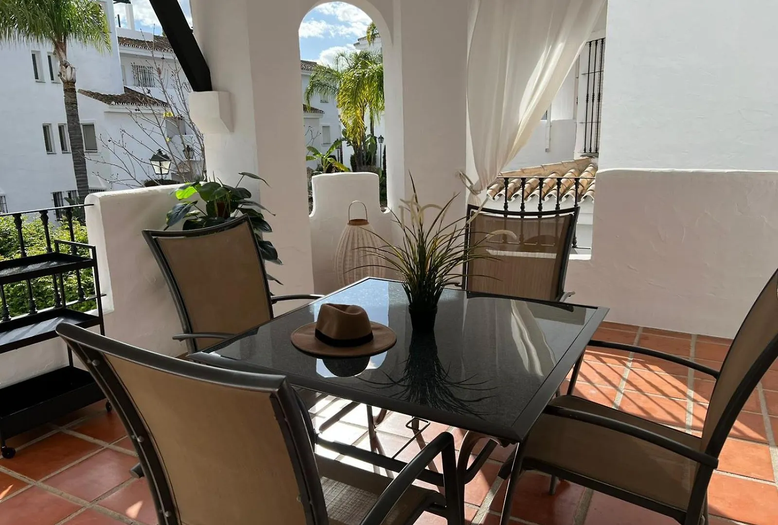 Beautiful 2 Bedroom Apartment In Puerto Banus ! Marbella Spain