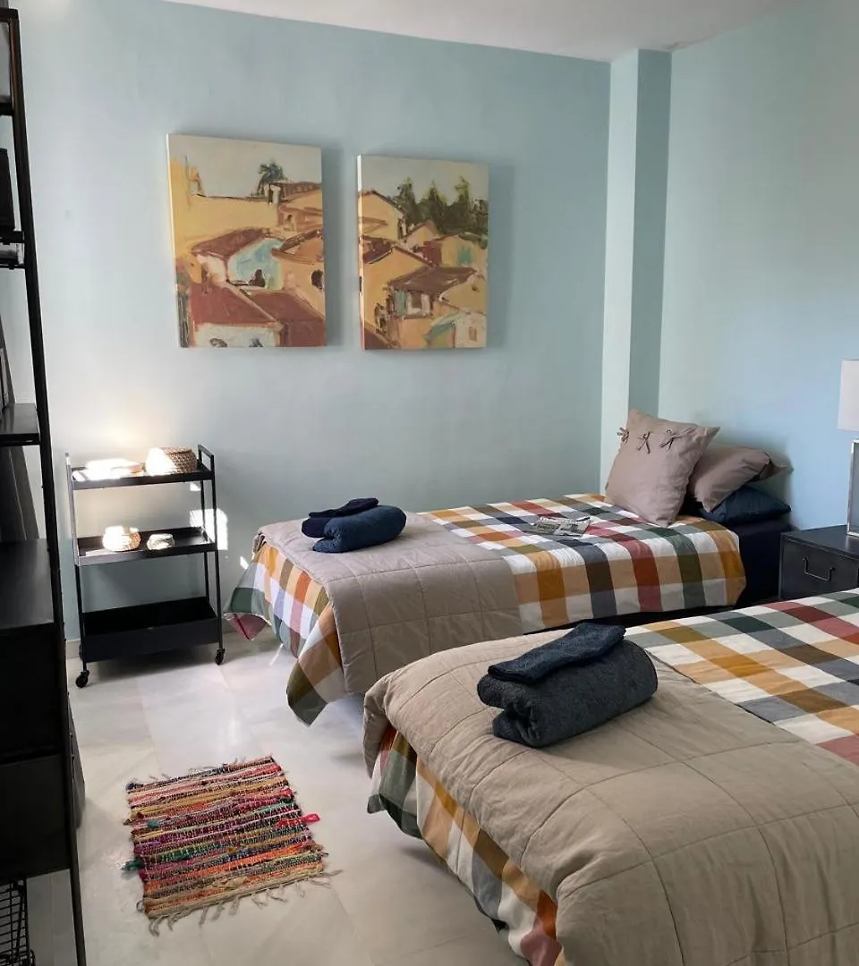 Beautiful 2 Bedroom Apartment In Puerto Banus ! Marbella