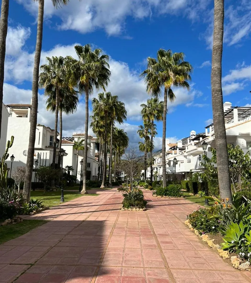 Beautiful 2 Bedroom Apartment In Puerto Banus ! Marbella Spain