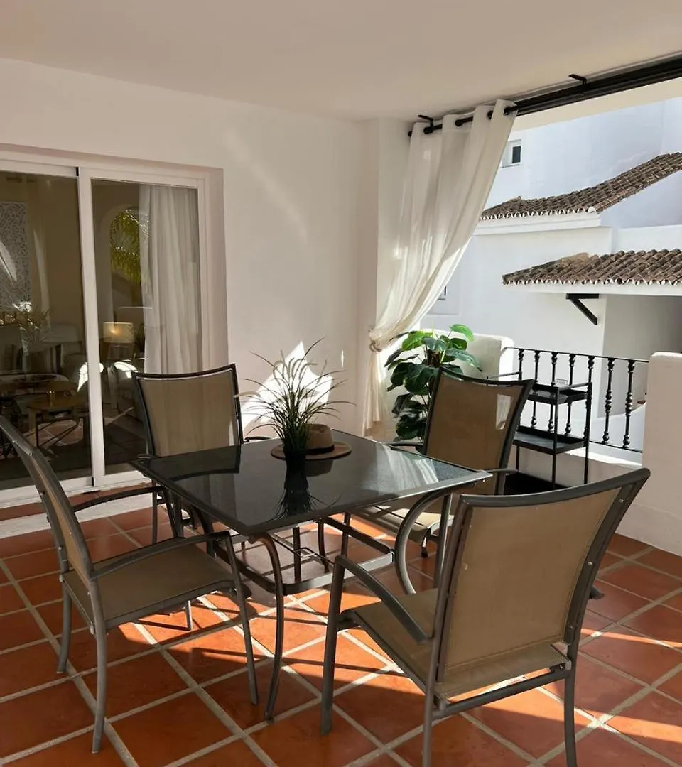 Beautiful 2 Bedroom Apartment In Puerto Banus ! Марбелья Испания