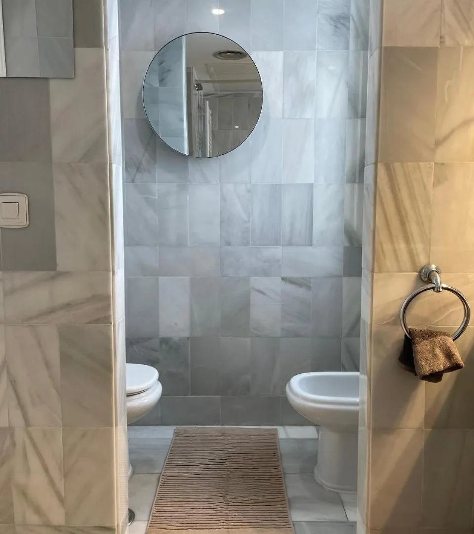 Beautiful 2 Bedroom Apartment In Puerto Banus ! Marbella Spanyolország