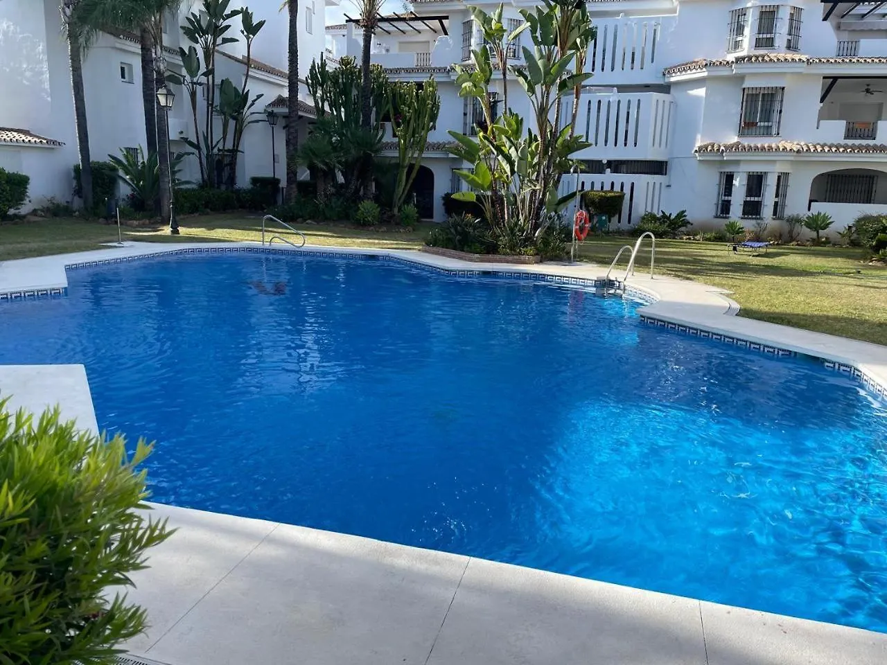 Beautiful 2 Bedroom Apartment In Puerto Banus ! Марбелья